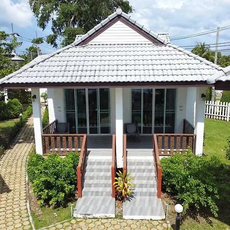 Horizon Beach Resort Koh Jum Exterior photo