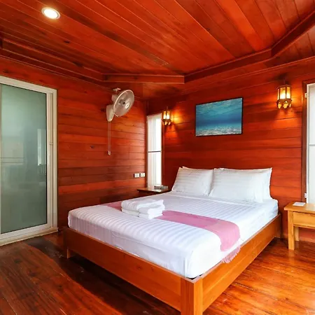 Horizon Beach Resort Koh Jum Exterior photo